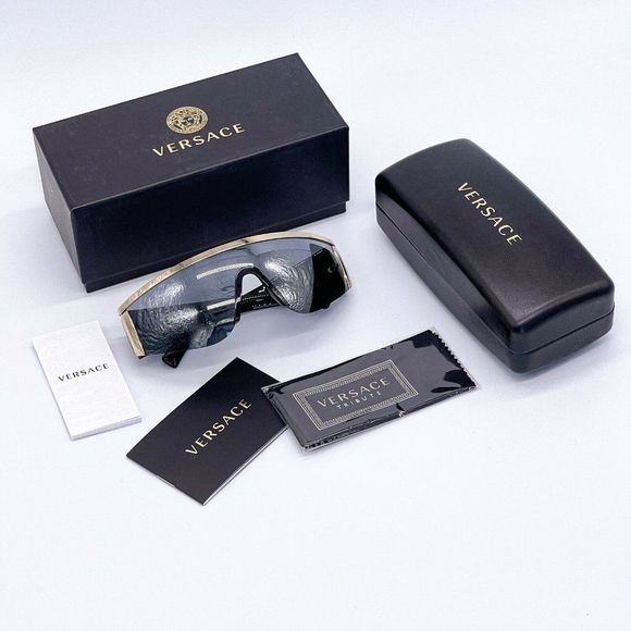 NEW Versace Women\'s Grey Mirror Sunglasses! main image 2
